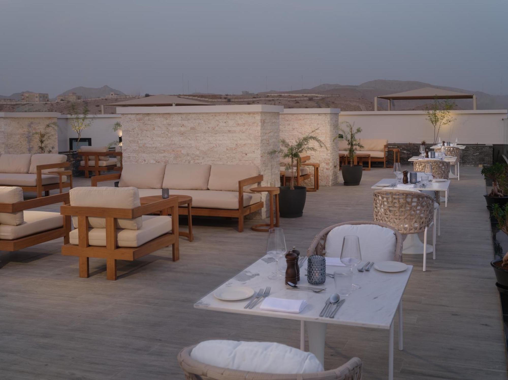 Doubletree By Hilton Muscat Qurum Ngoại thất bức ảnh