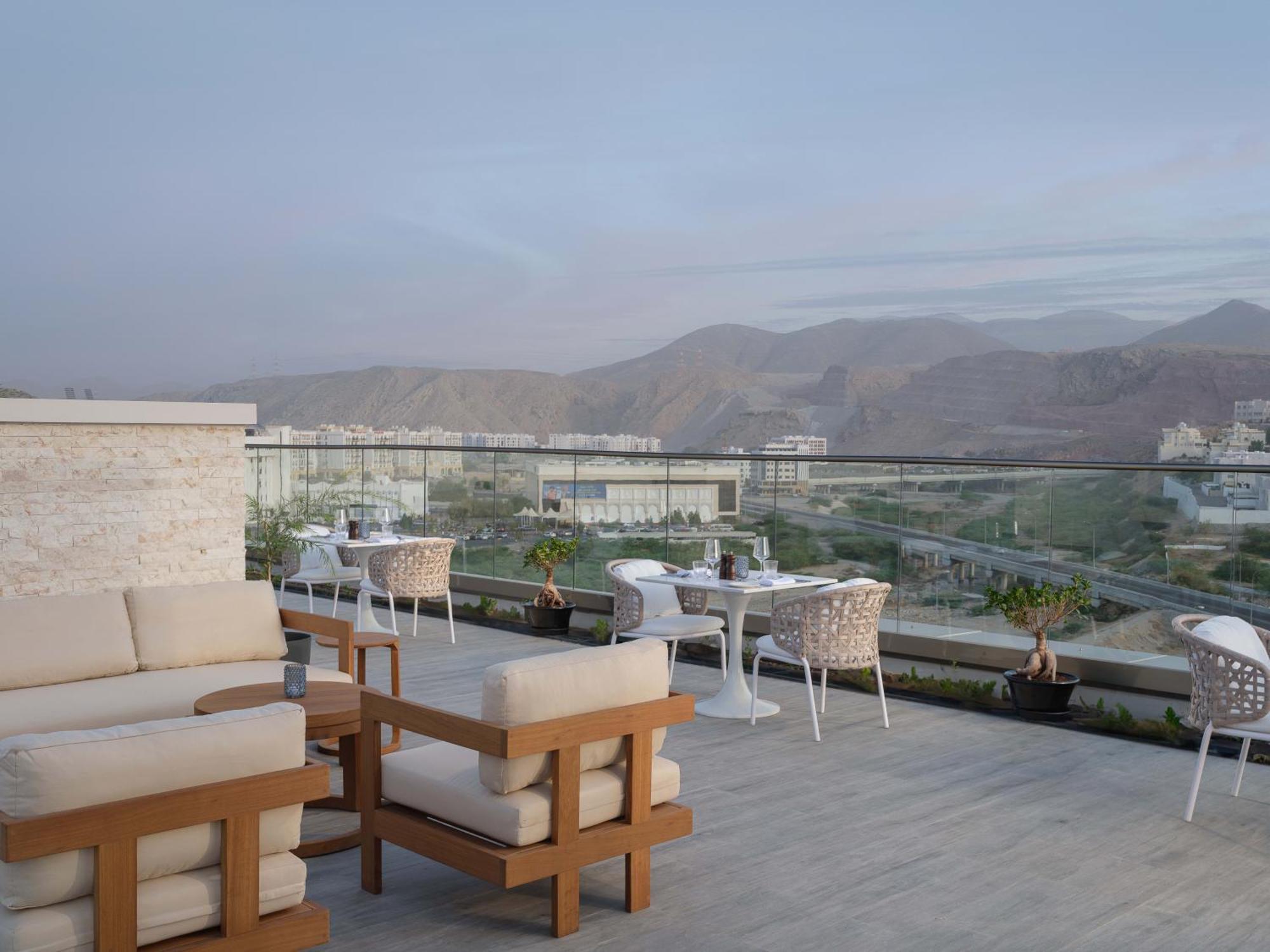 Doubletree By Hilton Muscat Qurum Ngoại thất bức ảnh